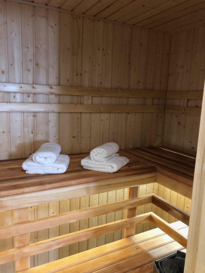 Family & Business Sauna Apartments No1 Lesny Nad Zalewem Cedzyna Unikat - 3 Bedroom With Private Sauna, Bath With Hydromassage, Terrace, Garage, Catering Options Kielce Esterno foto