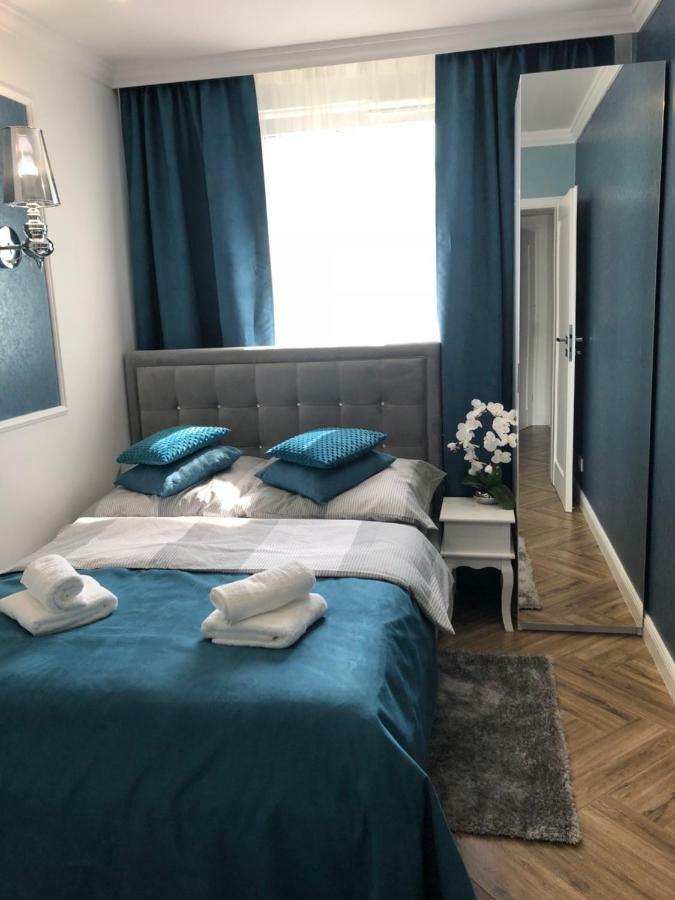 Family & Business Sauna Apartments No1 Lesny Nad Zalewem Cedzyna Unikat - 3 Bedroom With Private Sauna, Bath With Hydromassage, Terrace, Garage, Catering Options Kielce Esterno foto